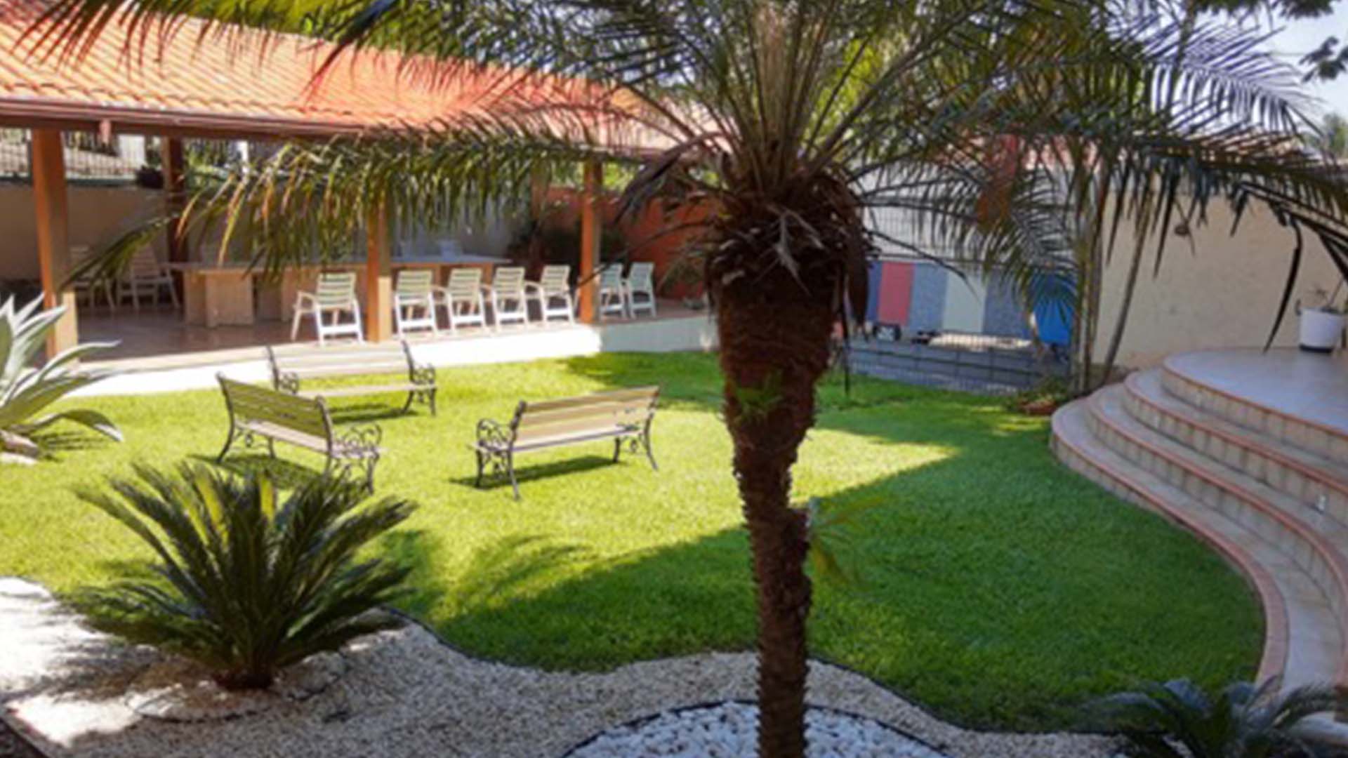 Casa Santo Inacio - area externa_0000s_0026_slide1